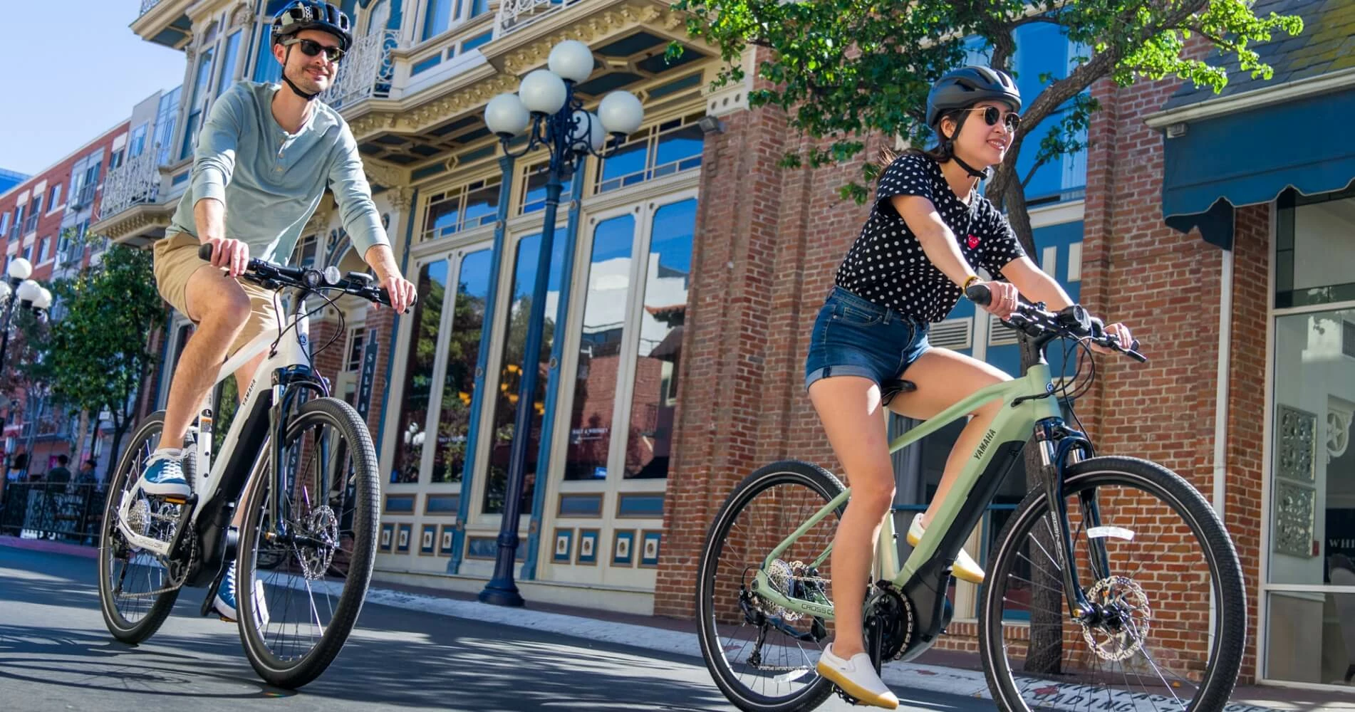 Framsida -Cyklar Försäljningsbutik yamaha crosscorerc website 02596